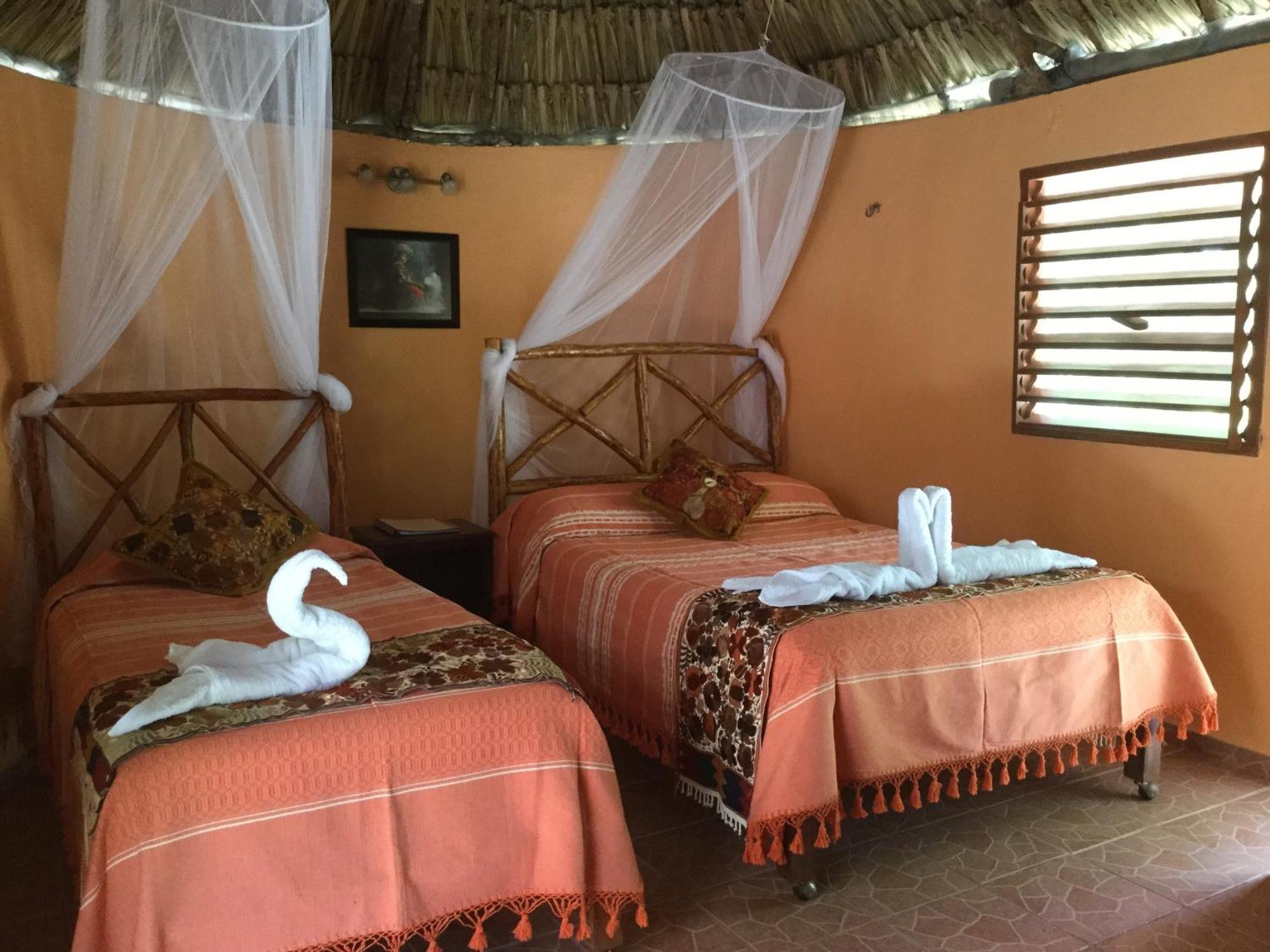The Pickled Onion B&B And Restaurant Uxmal Santa Elena Room photo